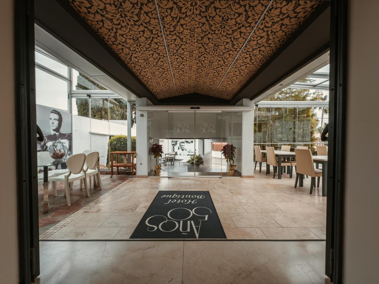 Hotel Anos 50
