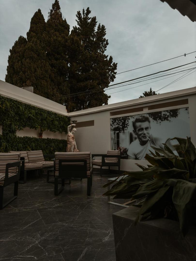 Anos 50 Hotel
